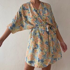 100% Silk Floral Pattern Mini Wrap Dress w/ Tie